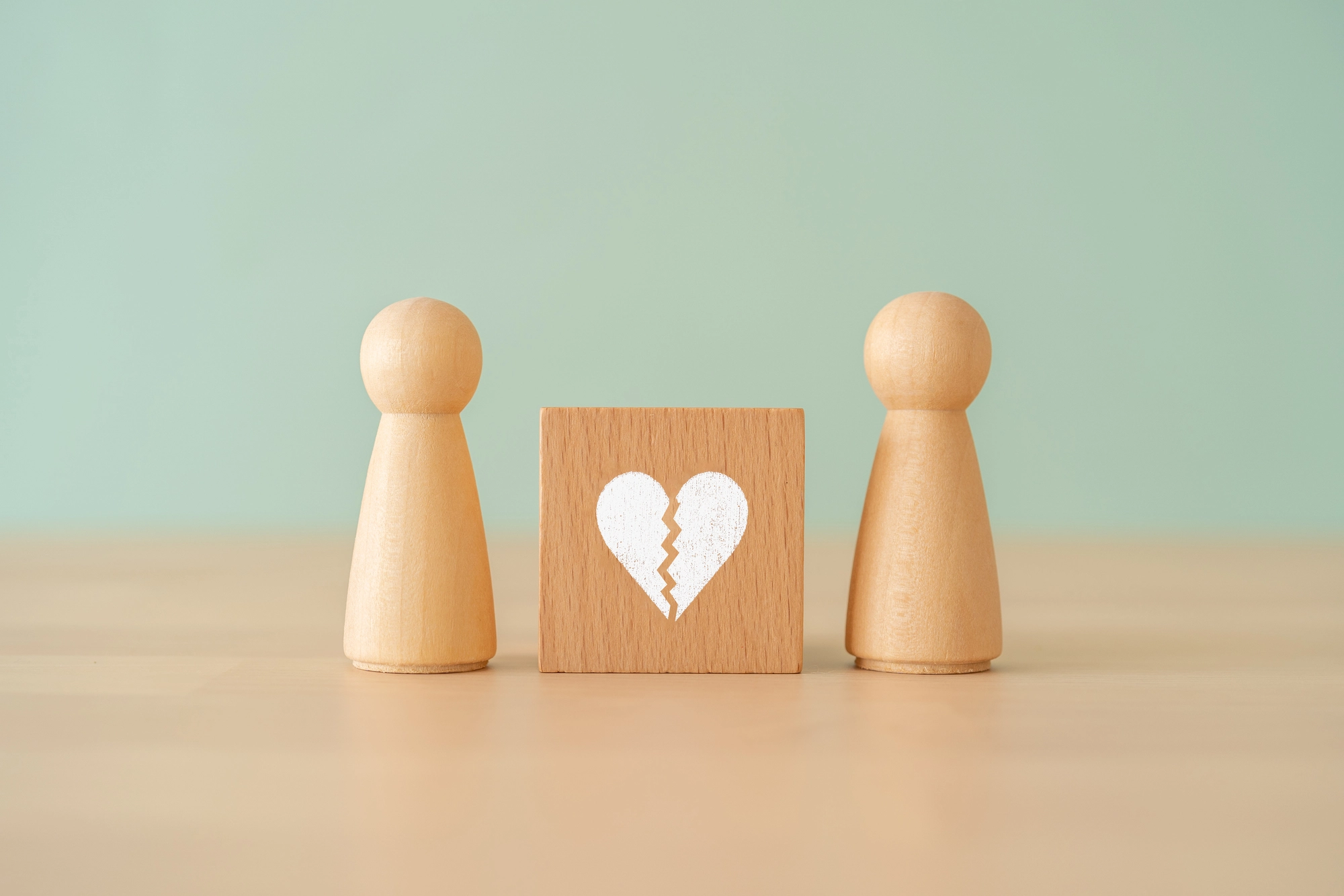 不倫にはタイプがあるのか? 5つの形から見る男女の心理