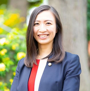 弁護士　高橋 真子