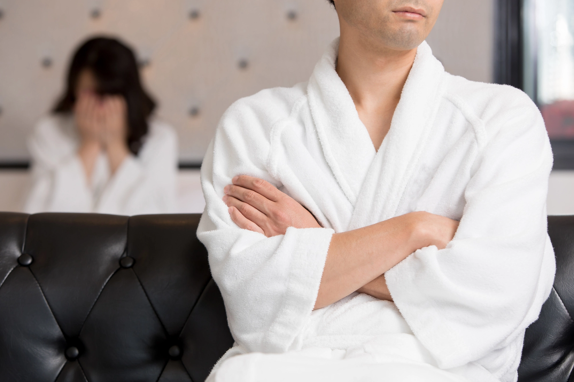 妻の浮気が発覚したら、サレ夫はどうすればいいのか?