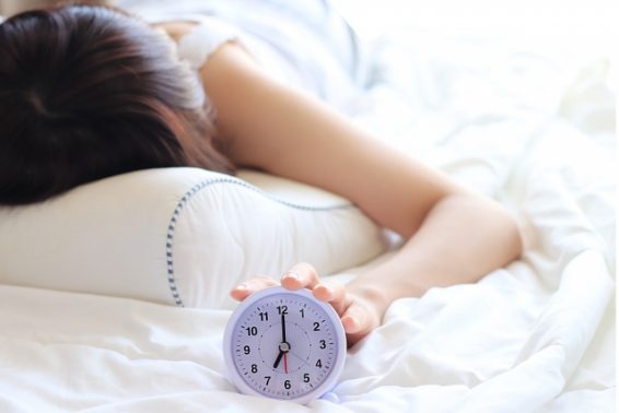 不規則勤務の相手に浮気調査はできる？夜勤・シフト制で確認するポイント