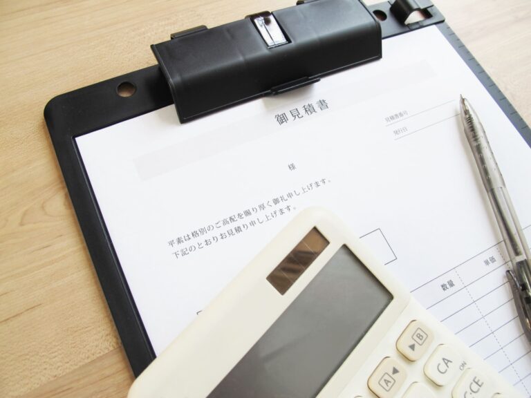 長野で探偵から受け取る見積もり内訳｜時間・人数・移動費の見方