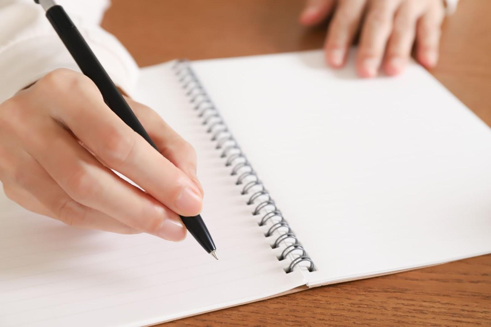 仕事だったと言われたときに確認したい行動記録