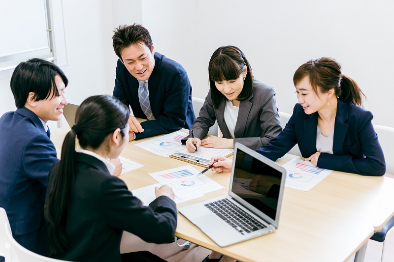 名古屋で職場関係者との浮気を疑うが相手を特定できないときの相談準備