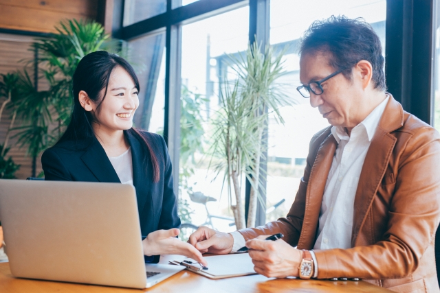 名古屋で外回り・営業職の配偶者の訪問予定と私的な外出を区別するための情報整理